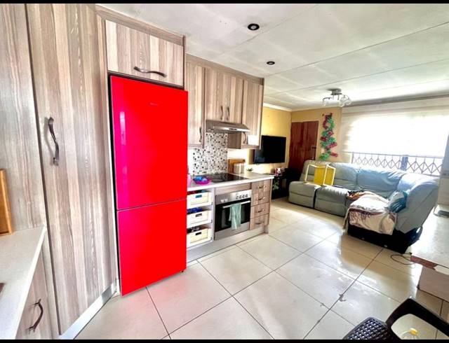 3 BEDROOM HOUSE FOR SALE IN GLEN RIDGE